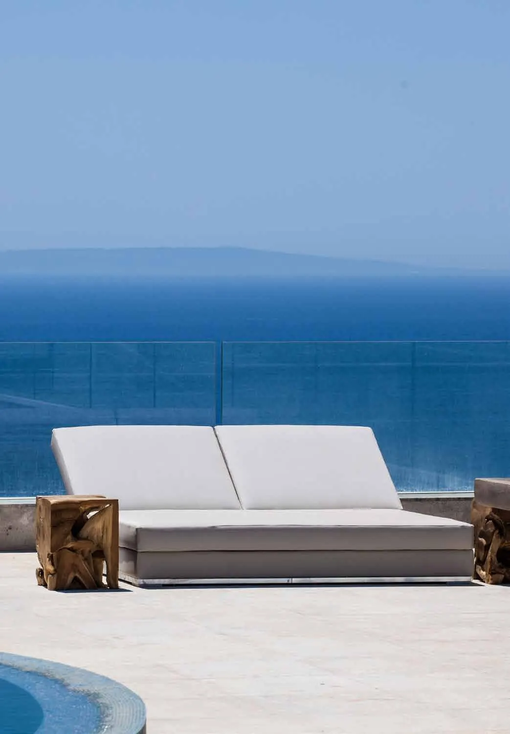 Villa sunbed by the sea